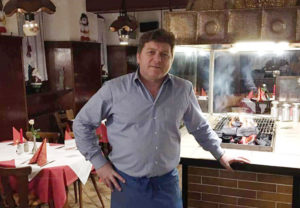 Bild Theo - Inhaber der Restaurants "Zum Rathaus"